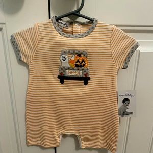 Magnolia Baby Halloween romper 3M